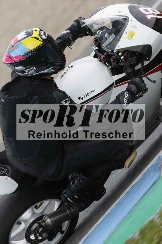 /Archiv-2025/02 28.-31.01.2025 Moto Center Thun Jerez/blau-blue/18